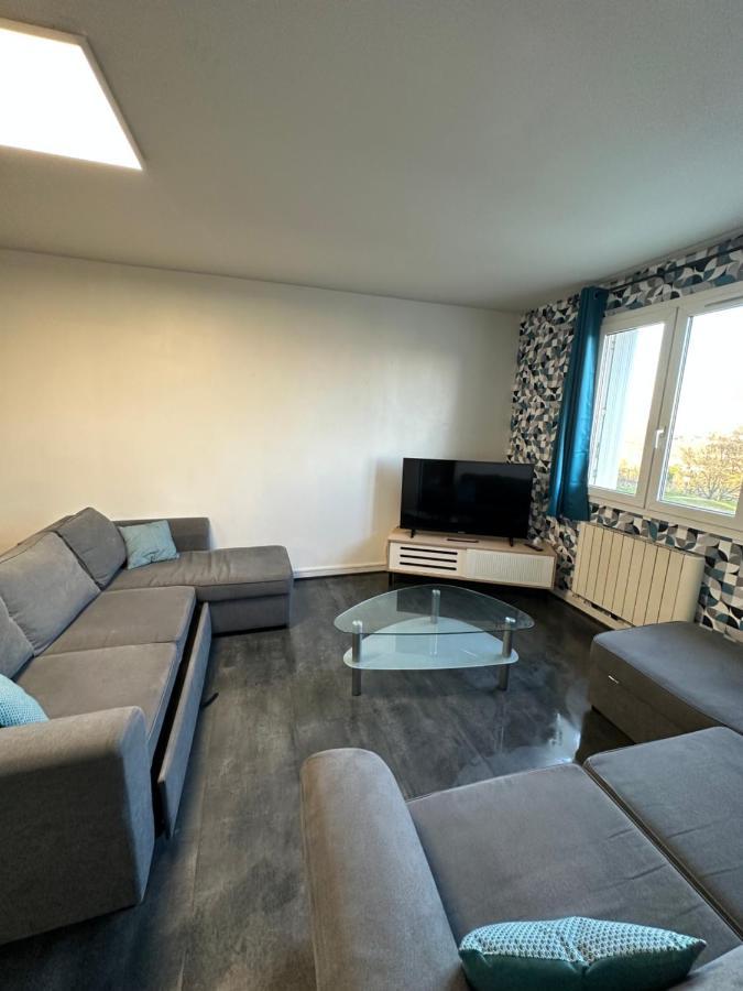 Appartement Meuble Proche Du Futuroscope Poitiers Eksteriør bilde